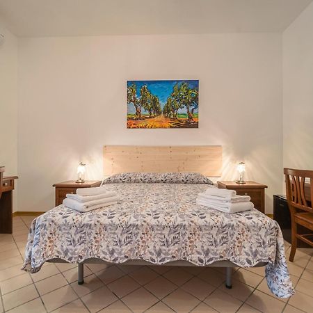 Il Vivaio Bed And Breakfast Santa Teresa Di Riva Exterior photo