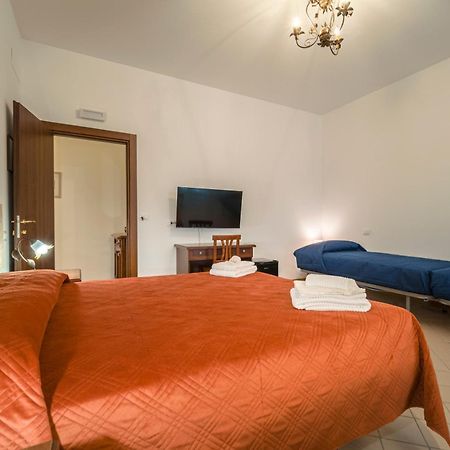 Il Vivaio Bed And Breakfast Santa Teresa Di Riva Exterior photo